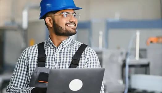 Manufacturing operations dashboard expert addressing FAQs on KPI tracking, ERP and MES integration, multi-plant visibility, and real-time reporting